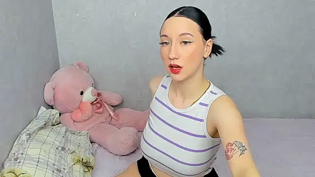 Snapshot of EileenMoores chatting on March 5, 1:51 pm EileenMoores online show from March 5, 1:51 pm