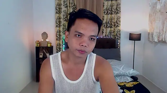 Snapshot of XExtraServiceManX chatting on September 28, 1:16 pm XExtraServiceManX online show from September 28, 1:16 pm