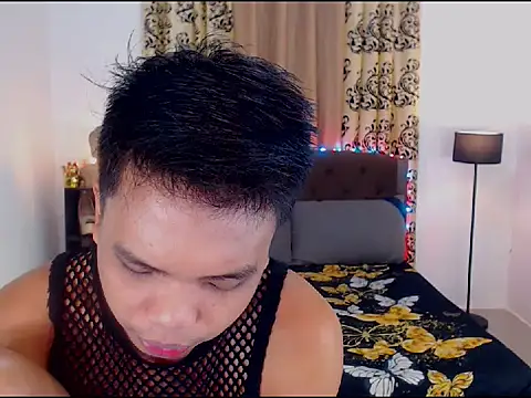 Snapshot of XExtraServiceManX chatting on September 29, 1:16 pm XExtraServiceManX online show from September 29, 1:16 pm