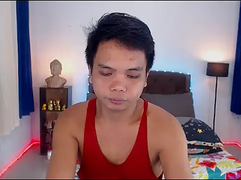 Snapshot of XExtraServiceManX chatting on November 4, 3:05 am XExtraServiceManX online show from November 4, 3:05 am