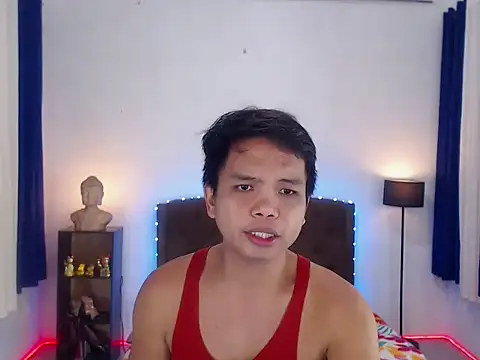 Snapshot of XExtraServiceManX chatting on November 14, 8:13 am XExtraServiceManX online show from November 14, 8:13 am