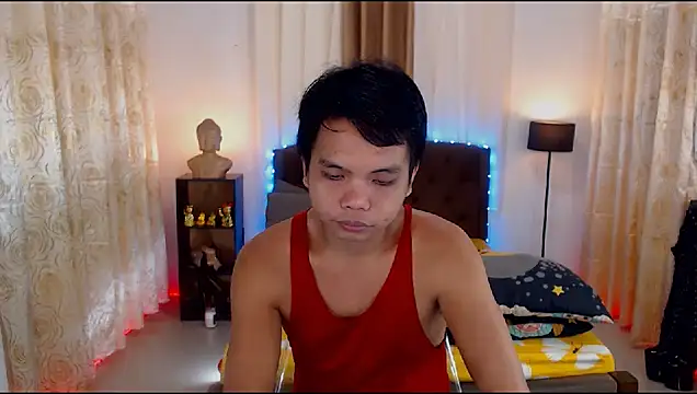 Snapshot of XExtraServiceManX chatting on November 21, 12:04 pm XExtraServiceManX online show from November 21, 12:04 pm