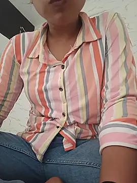 baddy8008 online show from July 3, 9:48 am