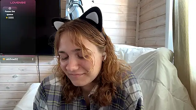 SunPunnyGirl online show from September 12, 7:08 am