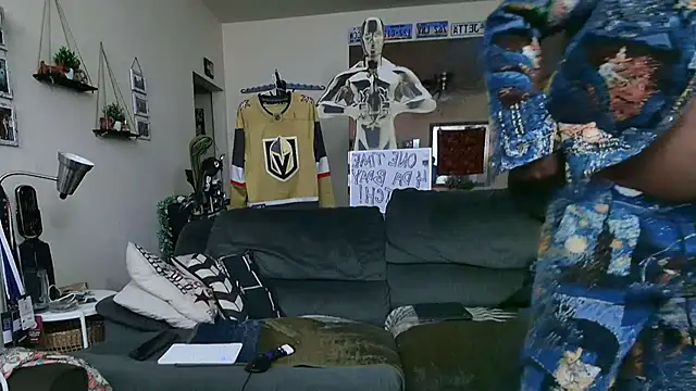 Snapshot of Str8ishVegasGuy chatting on October 20, 11:54 am Str8ishVegasGuy online show from October 20, 11:54 am