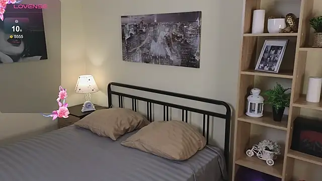 Snapshot of Bonnie_Nunez chatting on November 8, 5:45 pm Bonnie Nunez online show from November 8, 5:45 pm