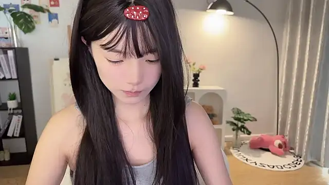 Momo-xx online show from October 2, 12:06 am