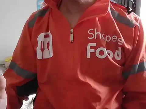 leanhtung123 online show from April 21, 11:07 pm