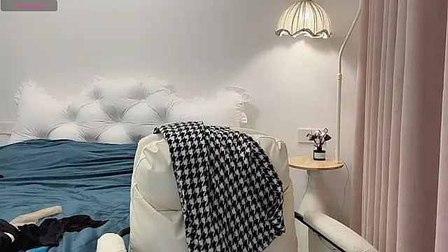 bao-bao- online show from November 1, 3:58 pm