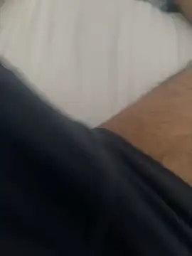 Snapshot of Moy27m chatting on October 21, 8:04 am Moy27m online show from October 21, 8:04 am