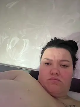 SunnyLeila2101 online show from April 9, 8:58 pm