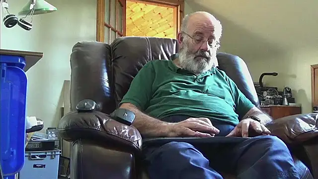 janzer13 online show from September 28, 12:43 pm