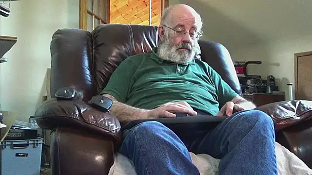 janzer13 online show from December 19, 2:13 pm