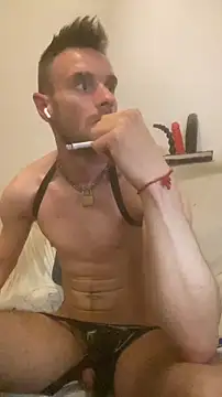 sexbooy27 online show from April 12, 7:19 pm