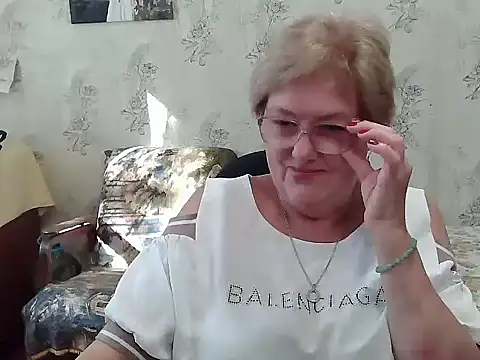 Renata62011 online show from September 23, 11:35 am