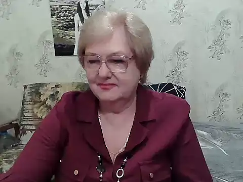 Snapshot of Renata62011 chatting on April 26, 5:38 am Renata62011 online show from April 26, 5:38 am