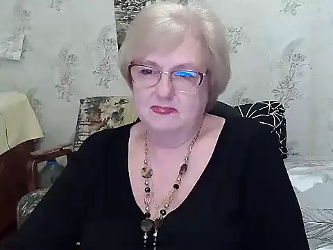Snapshot of Renata62011 chatting on May 11, 4:04 pm Renata62011 online show from May 11, 4:04 pm