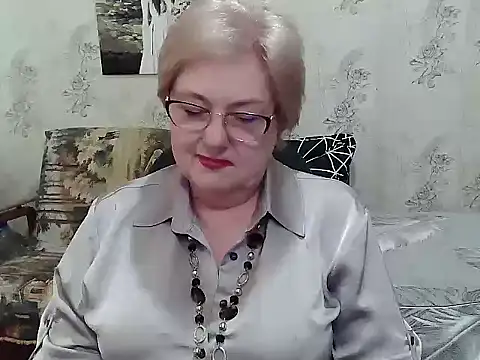 Snapshot of Renata62011 chatting on May 18, 12:55 pm Renata62011 online show from May 18, 12:55 pm