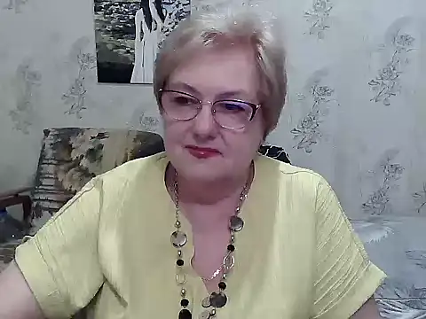 Snapshot of Renata62011 chatting on May 22, 3:35 am Renata62011 online show from May 22, 3:35 am