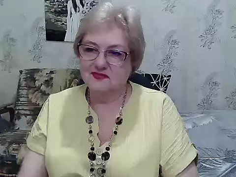 Snapshot of Renata62011 chatting on May 24, 5:45 am Renata62011 online show from May 24, 5:45 am