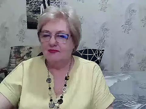 Snapshot of Renata62011 chatting on May 24, 5:51 pm Renata62011 online show from May 24, 5:51 pm