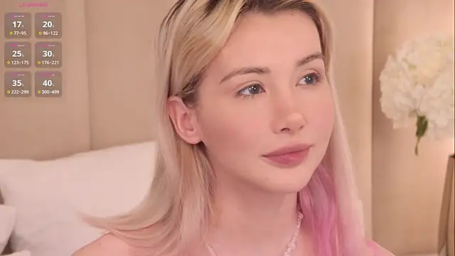 Snapshot of Nesolla chatting on October 21, 7:03 pm Nesolla online show from October 21, 7:03 pm