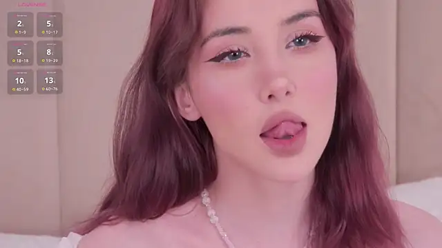 Snapshot of Nesolla chatting on November 9, 8:45 am Nesolla online show from November 9, 8:45 am