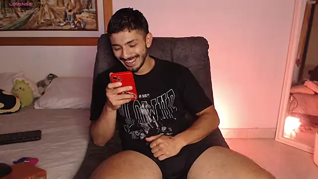 ArturoCardona  online show from February 27, 11:38 pm