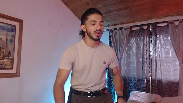 Snapshot of ArturoCardona_ chatting on May 17, 3:52 pm ArturoCardona online show from May 17, 3:52 pm
