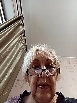 Snapshot of Anatolia5961 chatting on September 15, 3:12 pm Anatolia5961 online show from September 15, 3:12 pm