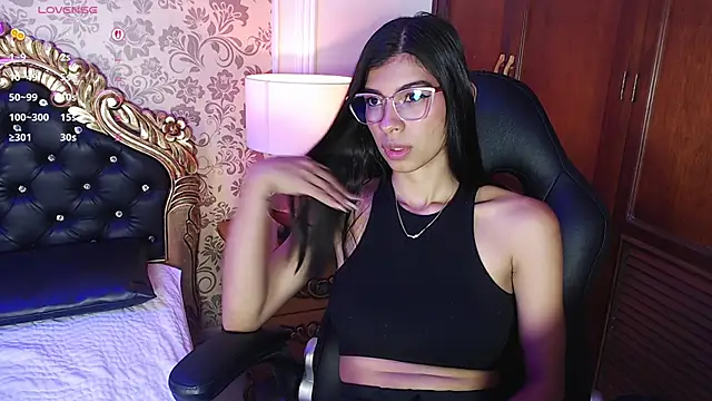 Snapshot of Lola_Pierce chatting on September 25, 11:58 am Lola Pierce online show from September 25, 11:58 am