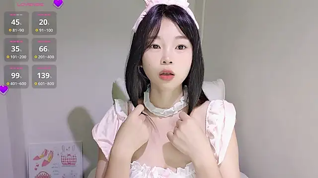 9aunatiis online show from October 11, 6:50 pm