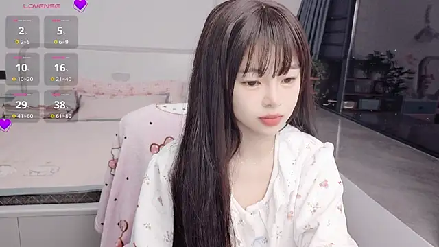 9aunatiis online show from April 22, 8:43 pm