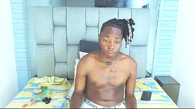 Snapshot of Black_Fire10 chatting on October 10, 7:46 pm Black Fire10 online show from October 10, 7:46 pm
