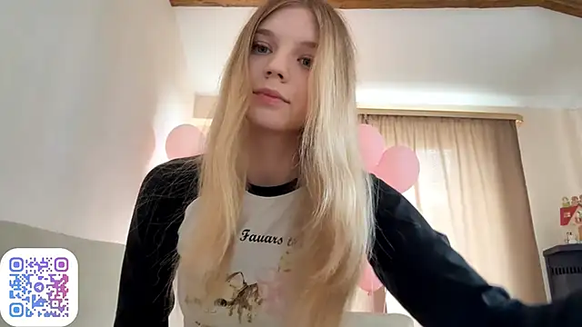 FruityXo online show from September 21, 10:17 am