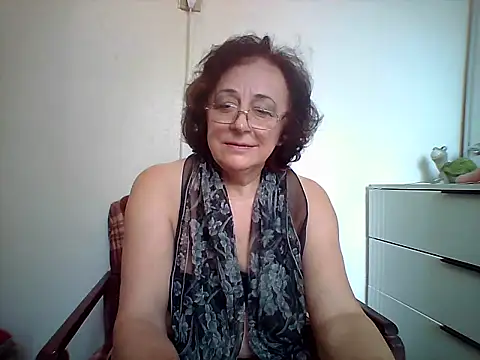 Julia54391 online show from September 10, 7:52 am