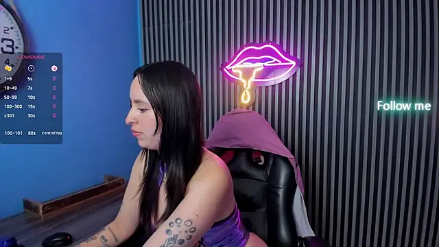 lunavelvet15 online show from September 23, 11:35 am