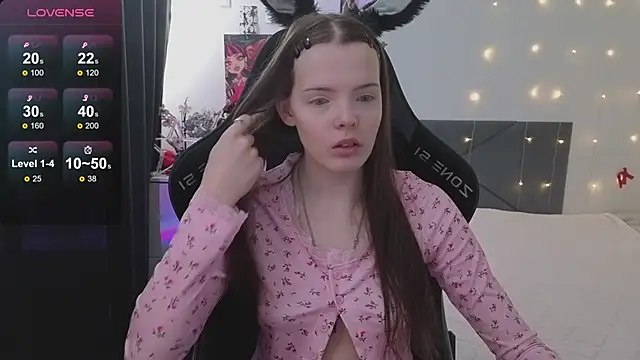 Luna Navy online show from February 11, 7:24 am