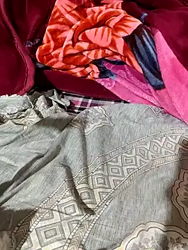 POOJACOUPLE online show from January 31, 11:36 pm