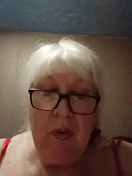 Snapshot of Alexia64231 chatting on June 11, 4:27 pm Alexia64231 online show from June 11, 4:27 pm