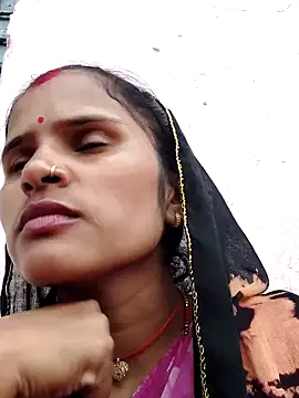 Snapshot of Sanjna_cuty chatting on September 18, 4:14 am Sanjna cuty online show from September 18, 4:14 am