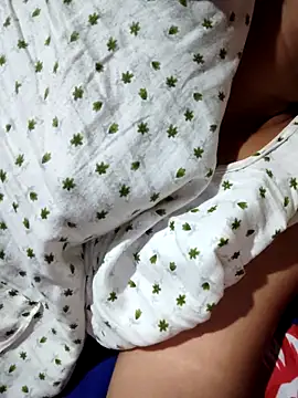 Snapshot of Bhabi-Hot0 chatting on November 23, 10:48 am Bhabi-Hot0 online show from November 23, 10:48 am