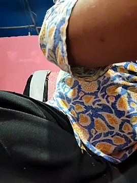 Snapshot of Bhabi-Hot0 chatting on November 26, 1:17 am Bhabi-Hot0 online show from November 26, 1:17 am