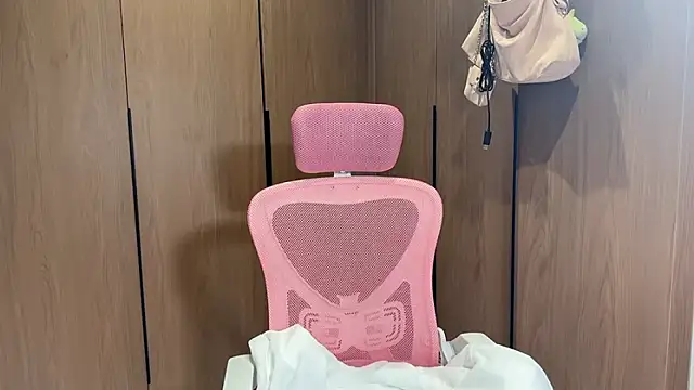 Lilium-520 online show from November 3, 10:27 am