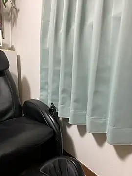 gholly2007 online show from November 11, 1:22 pm