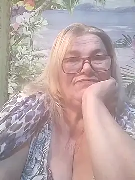 Snapshot of MargaritaSweet51 chatting on November 25, 10:21 pm MargaritaSweet51 online show from November 25, 10:21 pm