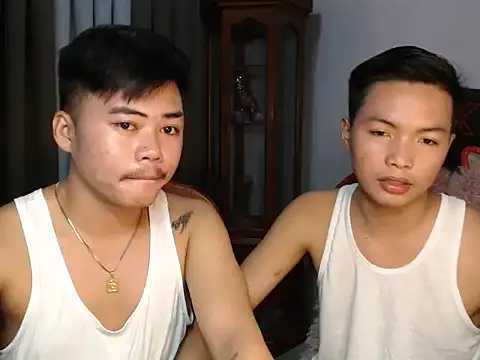 hot emman online show from September 16, 1:28 am