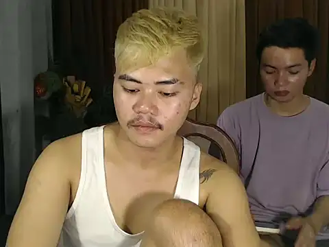 hot emman online show from April 15, 9:05 am