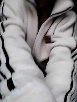 oxxy jean online show from February 18, 11:50 am