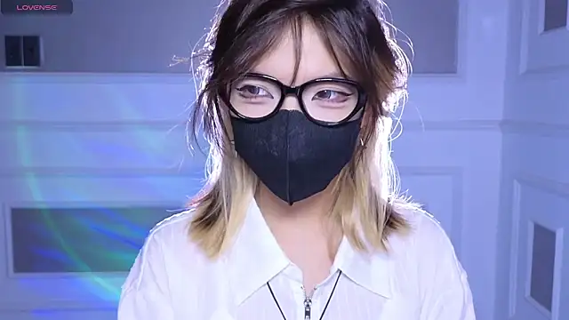      Panda      online show from June 5, 6:52 am